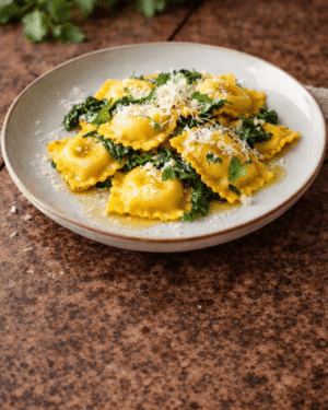 Ispanaklı Peynir Ravioli